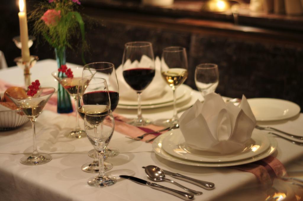 Hotel Tannenhof Bad Wünnenberg Eksteriør billede