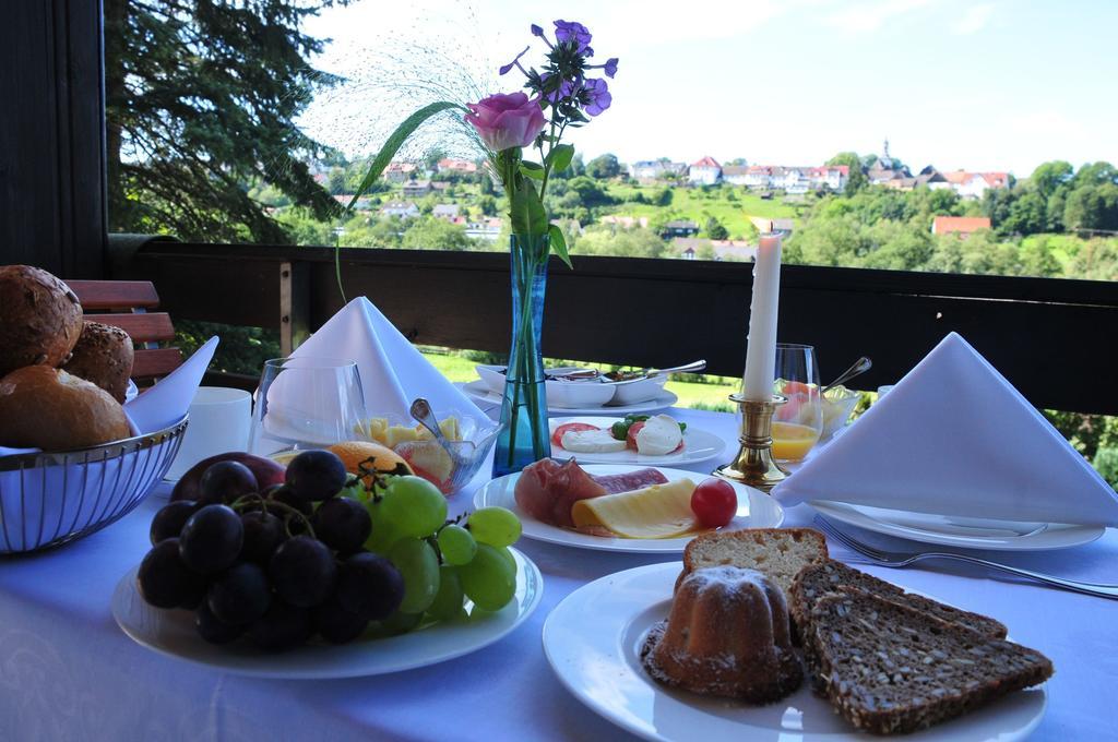 Hotel Tannenhof Bad Wünnenberg Eksteriør billede