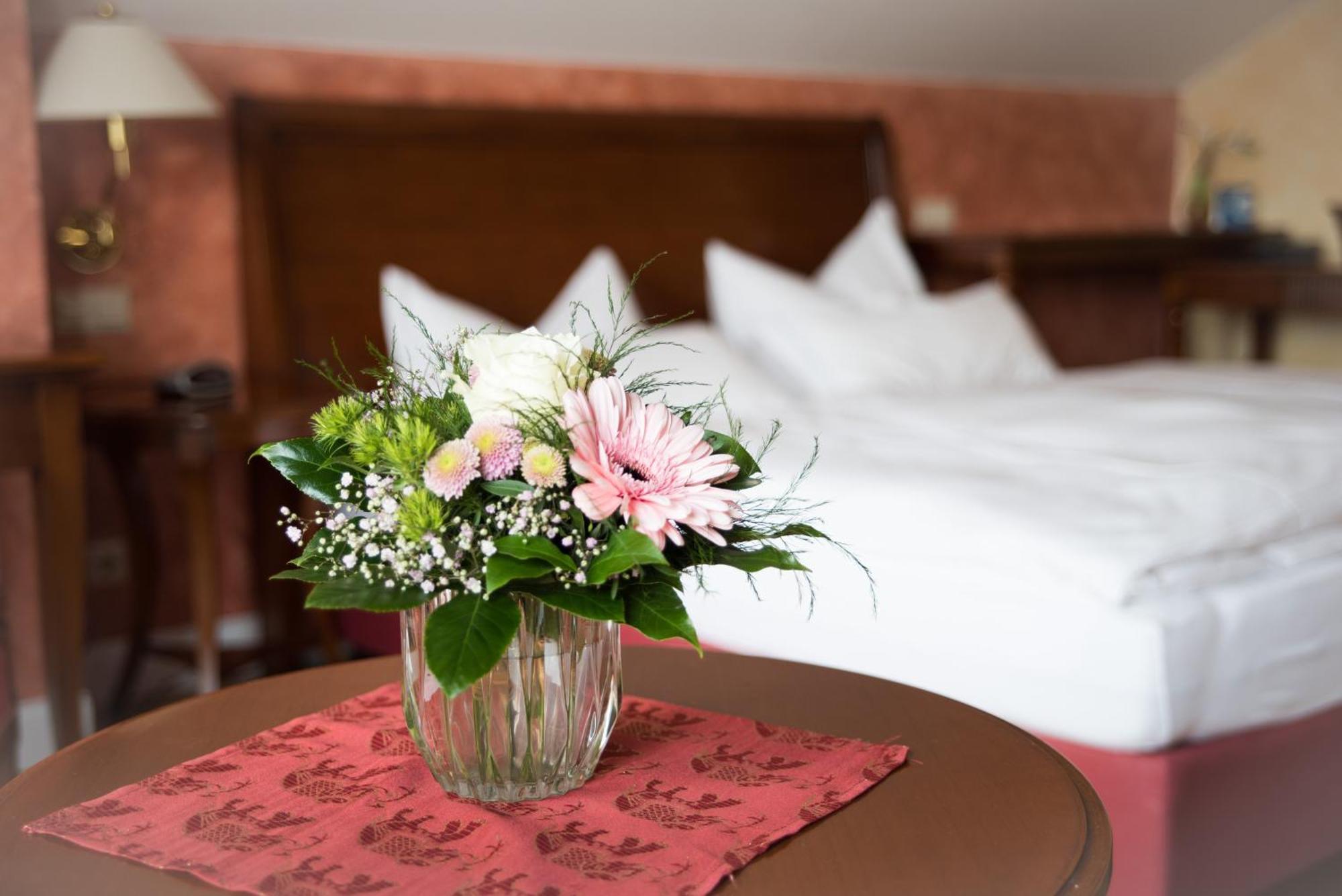 Hotel Tannenhof Bad Wünnenberg Eksteriør billede